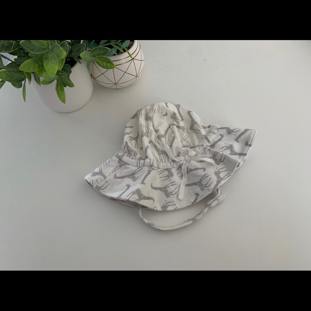 Baby GAP • Giraffe‎ 🦒 hat